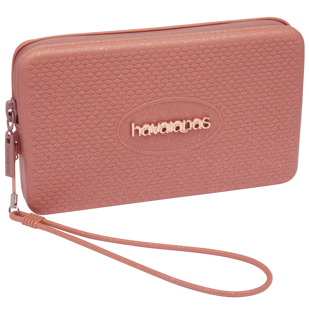 Family_4147273_accessories